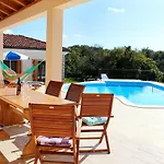 Villa Charming Near With Private Pool *