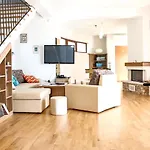 Charming Near With Private Pool Villa *