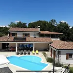 Charming Near With Private Pool * Žminj