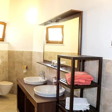 Villa Charming Near With Private Pool Žminj