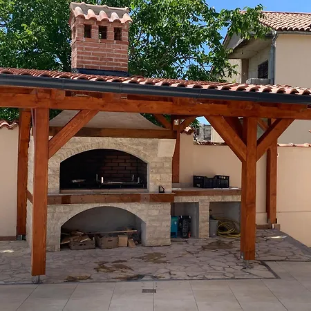 Willa Charming Near With Private Pool