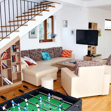 Vila Charming Near With Private Pool Žminj