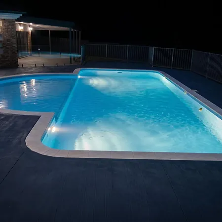 Charming Near With Private Pool