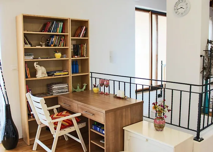 Charming Near With Private Pool Willa